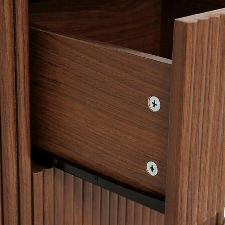 Szafka nocna Atmosphera Wany 45 cm orzechowa, 2 szuflady, styl japandi/boho, eleganckie frezowane fronty