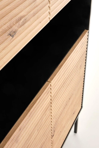 Komoda wysoka Nihala dąb artisan czarna loftowa z frezowanymi frontami do salonu 100 cm