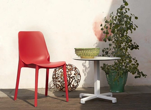 Krzesło ogrodowe Ginevra niebieskie z tworzywa sztaplowane nowoczesne SCAB Design