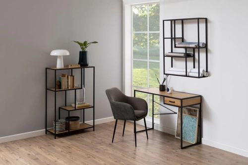 Regał wiszący Seaford VIII metalowy na książki i dekoracje do salonu w stylu industrialnym 75 cm