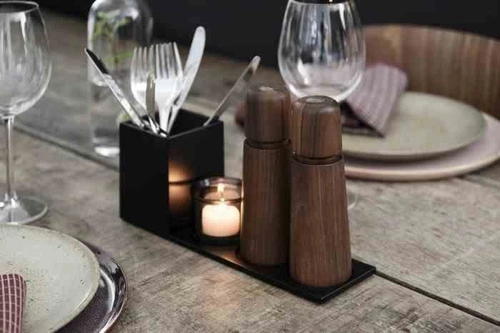 Crush Grind drewniany młynek do soli i pieprzu 17cm nowoczesny brązowy orzech