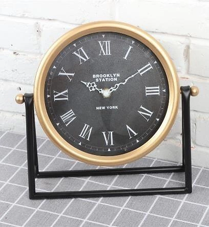 Zegar stojący Luca nowoczesny cichy zegar do salonu i sypialni złoto czarny 26,5 cm Atmosphera