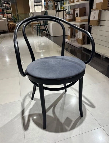 Krzesło Fameg B-9 tapicerowane CATB stan  dard OUTLET