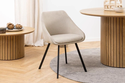 Krzesło tapicerowane Nils Actona do jadalni beżowe nowoczesne kubełkowe na czarnych nogach