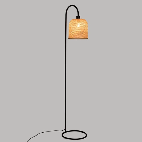 Lampa stojąca do salonu boho Ali Atmosphera, podłogowa drewniana z abażurem bambusowym 159 cm