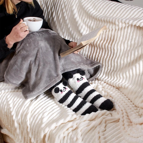 Skarpetki pluszowe Panda Intesi czarne przytulne ciepłe skarpetki damskie do domu