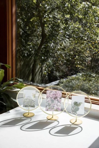 Ramka na zdjęcia 13x18 Infinity Umbra okrągła czarna szklana stojąca nowoczesna