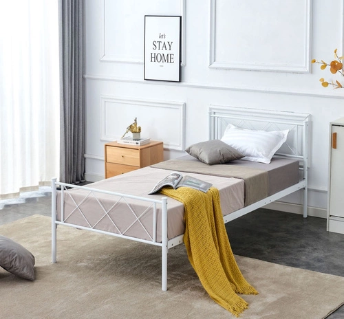 Łóżko metalowe Muriel białe 90x200 do sypialni lub pokoju młodzieżowego skandynawskie ze stelażem