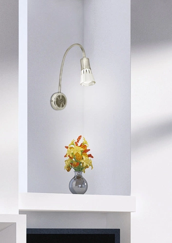 Kinkiet ścienny Arena glamour z wysięgnikiem stalowy nikiel mat do sypialni i salonu