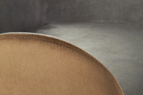 Krzesło tapicerowane Sarah Intesi szare z podłokietnikami do jadalni styl skandynawski