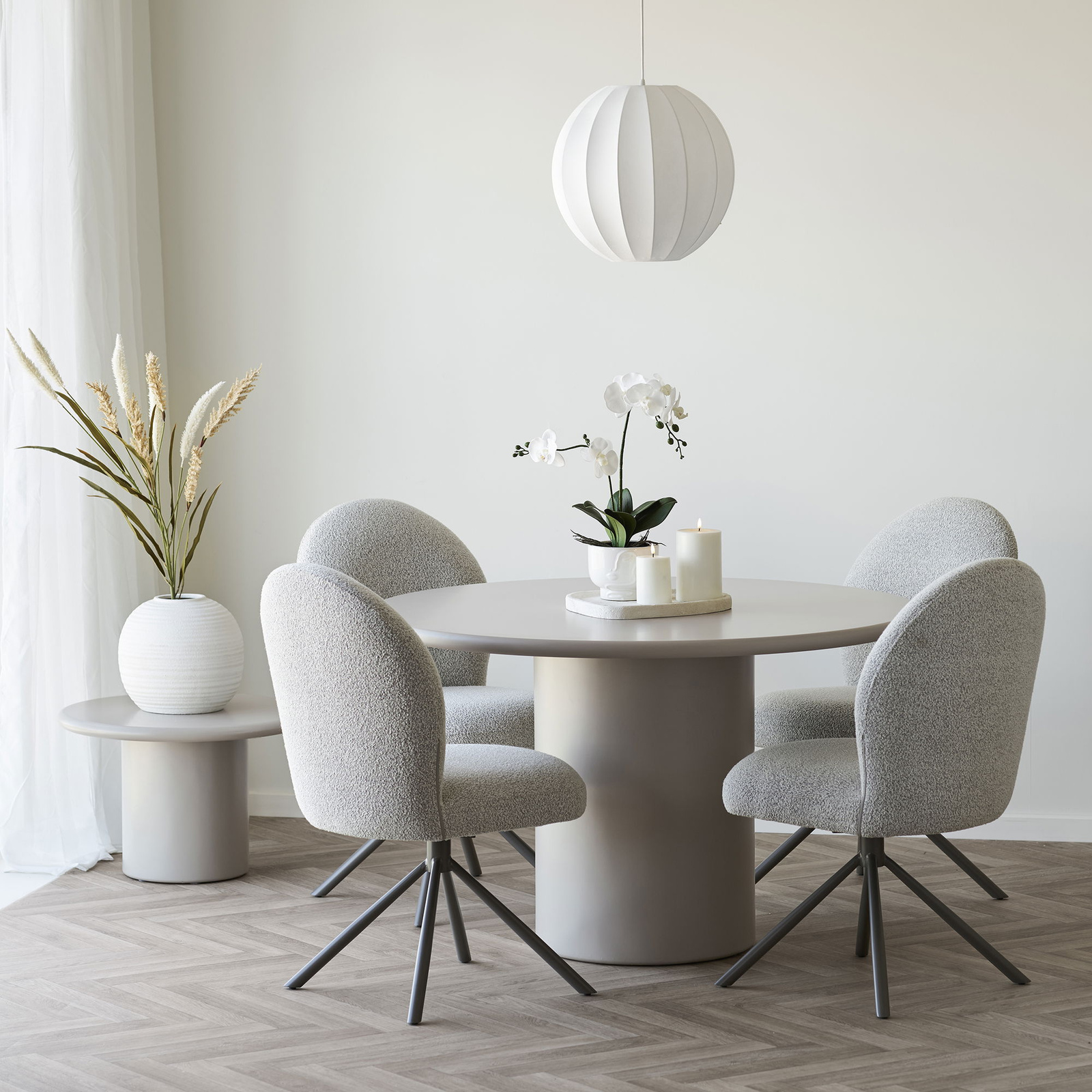 Lampa wisząca Coventry biała 40 cm nad stół do salonu regulowana