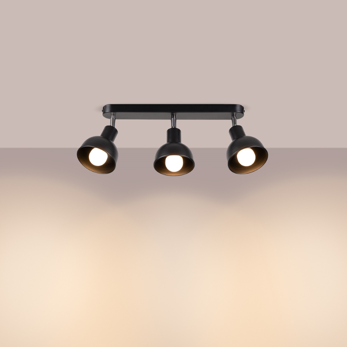 Plafon sufitowy ELBA 3 czarny loftowy metalowy do salonu i jadalni SOLLUX LIGHTING