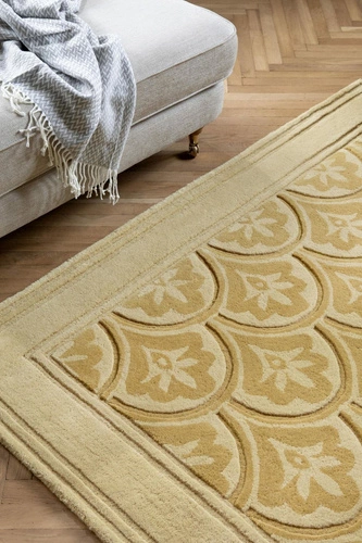 Dywan wełniany do salonu Catarina Gold 200x280 klasyczny ręcznie tkany złoty Laura Ashley