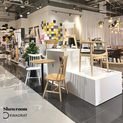 Krzesło drewniane President inspirowane Kennedy do jadalni z podłokietnikami naturalne D2.DESIGN