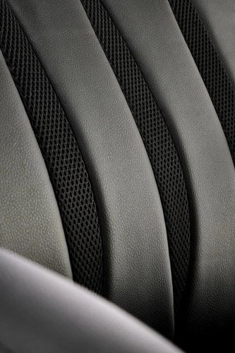 Fotel biurowy ergonomiczny obrotowy Lacour PU czarny z podłokietnikami do biura Intesi