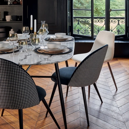 Stół do jadalni Roxas nowoczesny biały marmur na czarnych nogach 160x90 cm Atmosphera