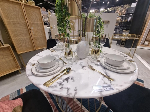 Stół okrągły glamour Rayo 120 cm biały marmur złoty szklany do jadalni i salonu Atmosphera