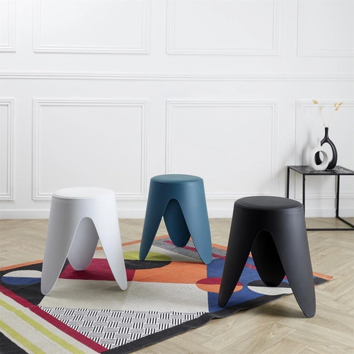 Stołek tapicerowany Eve biały do przedpokoju nowoczesny sztaplowany Intesi 46 cm