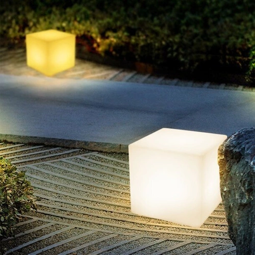 Lampa ogrodowa CUBIC LED M RGBW 16 kolorów 35 cm
