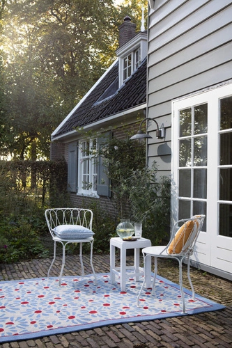 Dywan zewnętrzny do tarasu Laura Ashley Thorncliff Daisy 200x280 nowoczesny kwiatowy