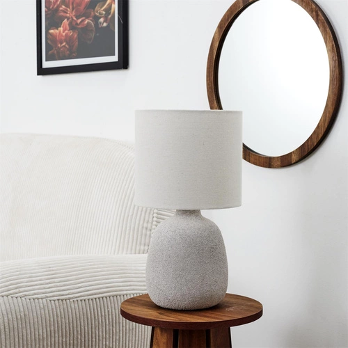 Lampa stołowa Amani ceramiczna szara z bawełnianym abażurem do sypialni i salonu nowoczesna