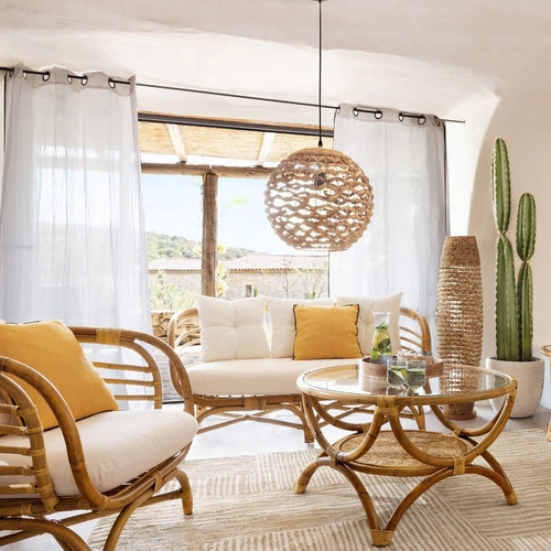 Sofa boho Farah Atmosphera rattanowa biała 2-osobowa z podłokietnikami do salonu