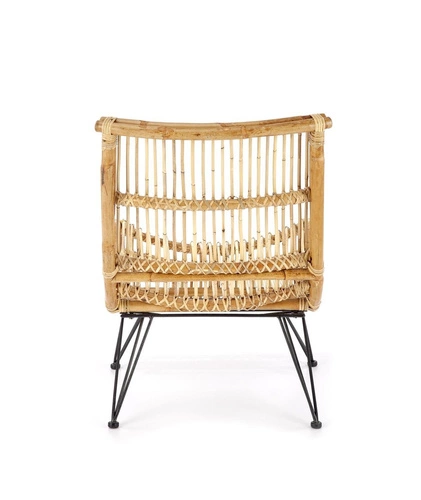 Fotel rattanowy Dami boho do salonu i na taras wypoczynkowy naturalny na czarnej podstawie