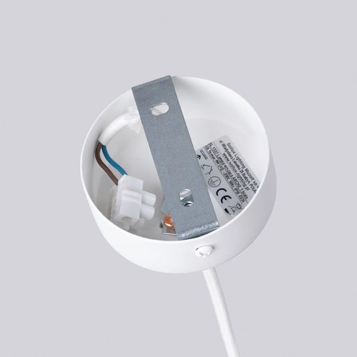 Nowoczesna lampa wisząca ARCHE 1 biała regulowana do salonu i kuchni nad stół