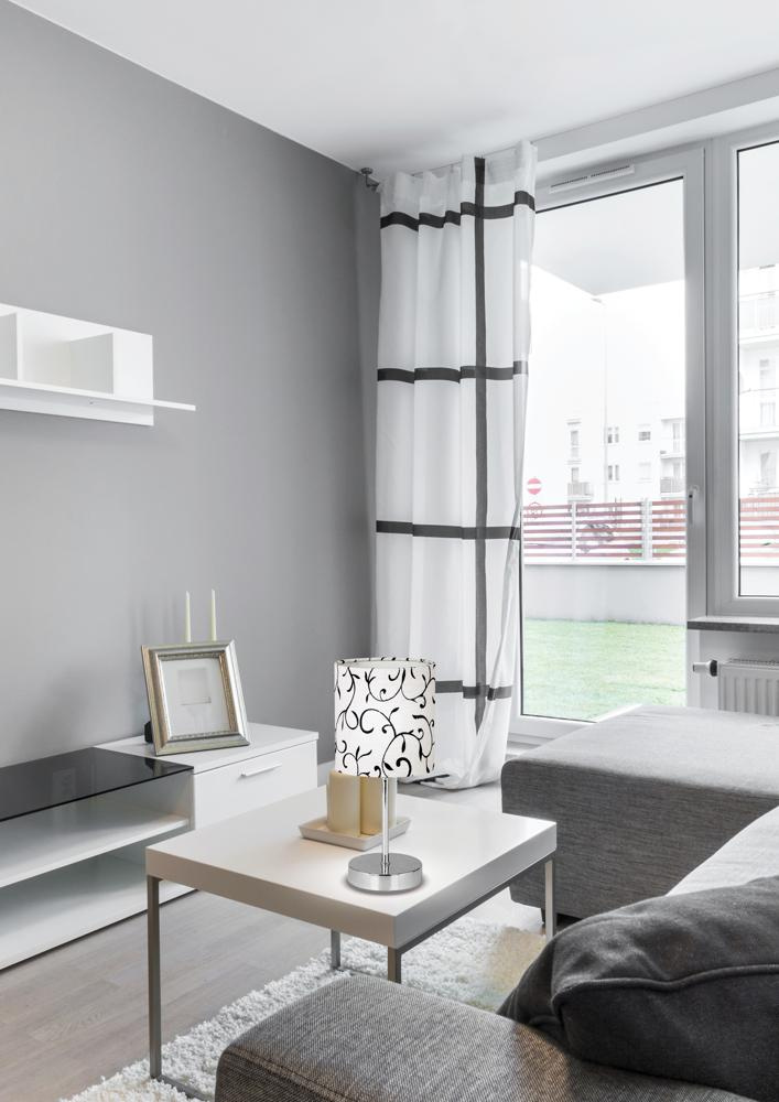 Lampa stołowa Emily 1x40W E14 biała