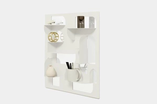 Lustro dekoracyjne Bend białe asymetryczne z półką Umbra do przedpokoju i łazienki