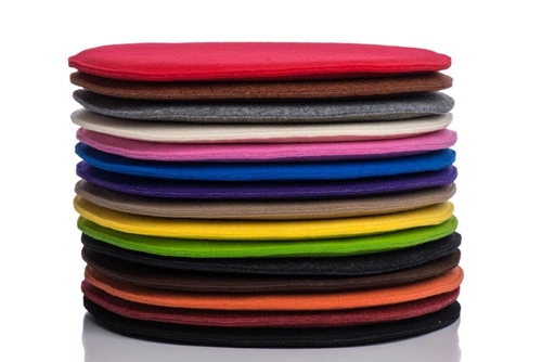 Poduszka na krzesło filcowa Intesi Arm Chair czerwona 40x39 do jadalni lub kuchni