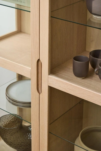 Witryna Marte drewniana skandynawska do salonu dąb bielony 140 cm