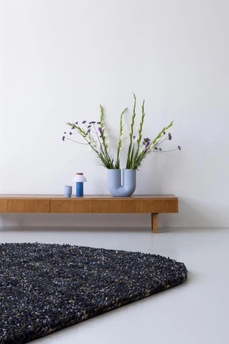 Dywan shaggy wełniany Shaggy Rocks granatowy 200x300 nowoczesny do salonu Carpets&More