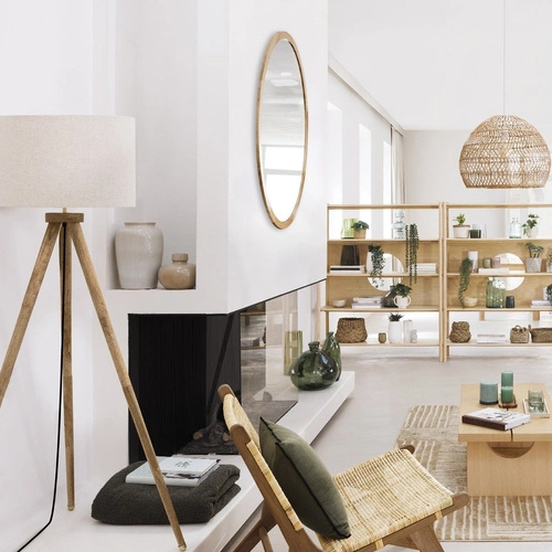 Lampa podłogowa stojąca do salonu Olga Atmosphera skandynawska drewniana trójnóg beżowa z abażurem