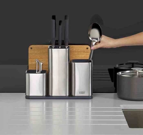 Zestaw kuchenny z deską Joseph Joseph srebrny/czarny