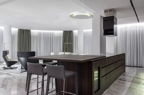 Lampa wisząca LED Futuro no.1 biała nowoczesna regulowana do salonu ALTAVOLA DESIGN