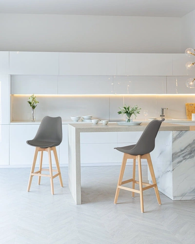 Hoker z oparciem Norden szary 75 cm nowoczesny do wyspy kuchennej D2.DESIGN