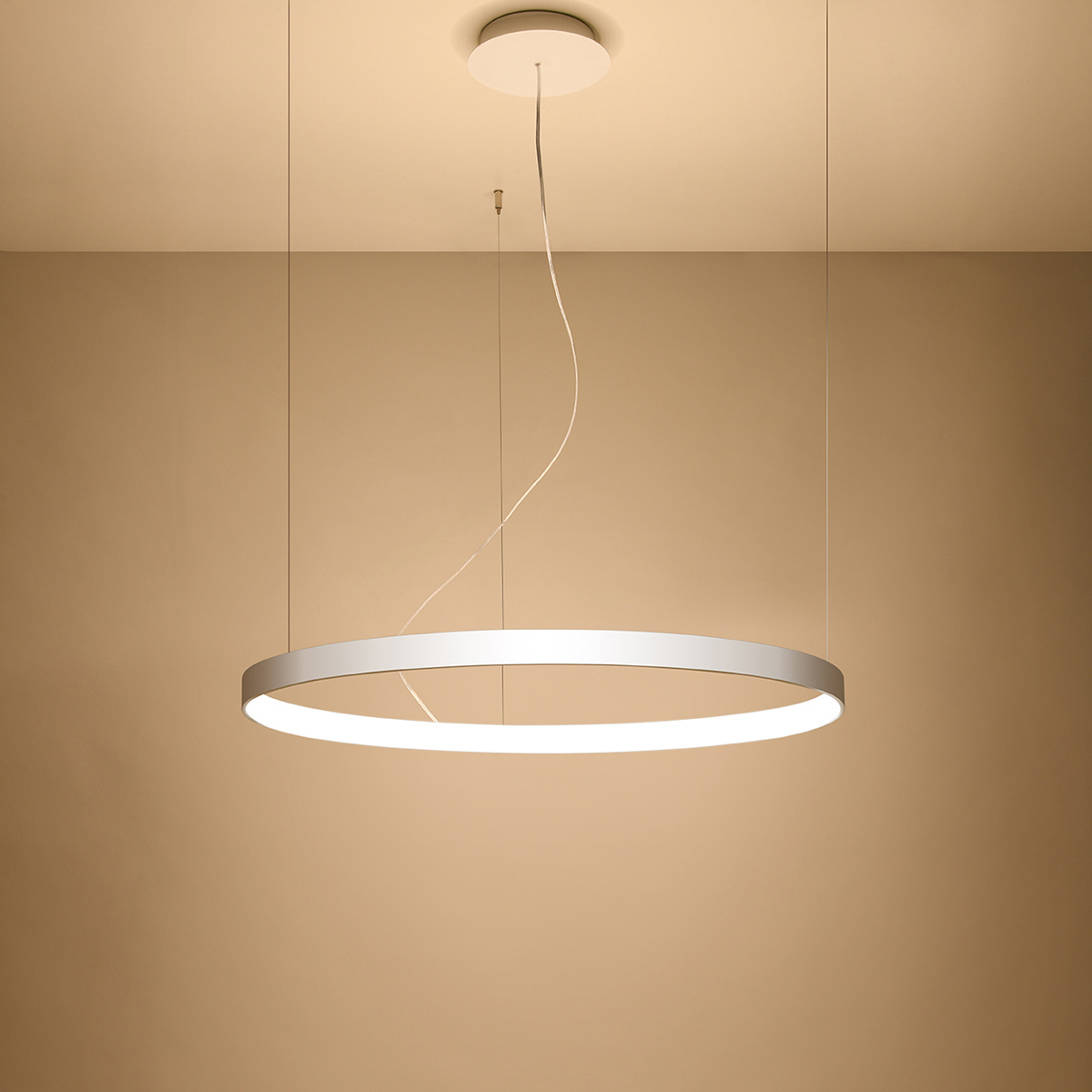 Żyrandol LED Rio 78 biały nowoczesny do salonu industrialny okrągły metalowy 78 cm