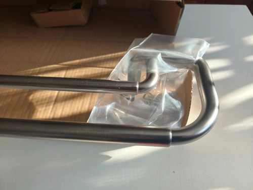 Karnisz podwójny z maskownicą Umbra Twilight czarny regulowany 76-213cm do salonu