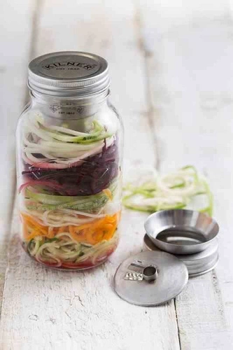 Słoik z tarką-spirala do warzyw KILNER