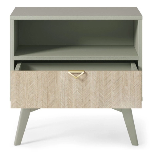 Szafka nocna Intesi Sage 54x38 cm w szałwiowym kolorze z jodełkowym frontem i złotymi uchwytami, styl boho glamour