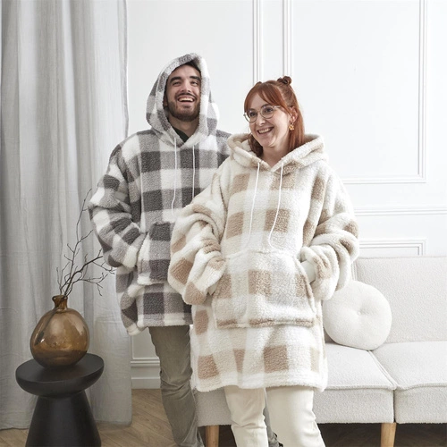 Bluzo koc Intesi snuddie ciepły beżowy w kratę z kapturem na kanapę 128 cm