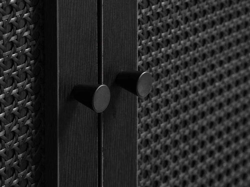 Komoda Pensacola czarna nowoczesna na nóżkach do salonu 140 cm