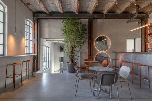 Hoker metalowy bez oparcia Trick 75 cm czarny nowoczesny do kuchni i ogrodu SCAB Design