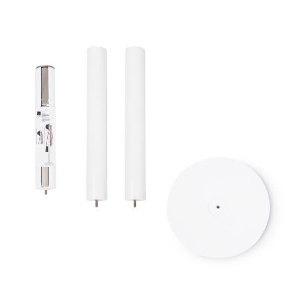 Wieszak stojący do przedpokoju Flapper Umbra biały nowoczesny drewniany z 9 haczykami