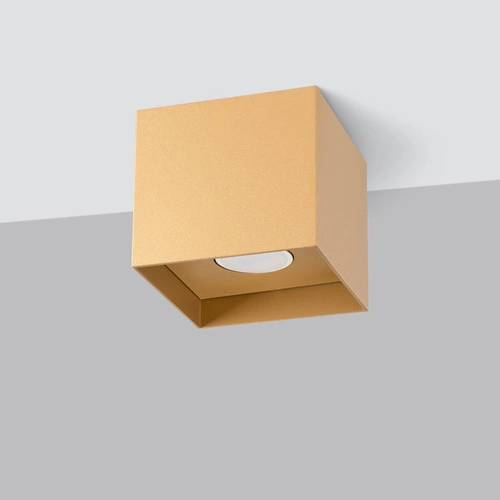 Plafon sufitowy HATI złoty minimalistyczny kwadratowy do salonu i kuchni SOLLUX LIGHTING