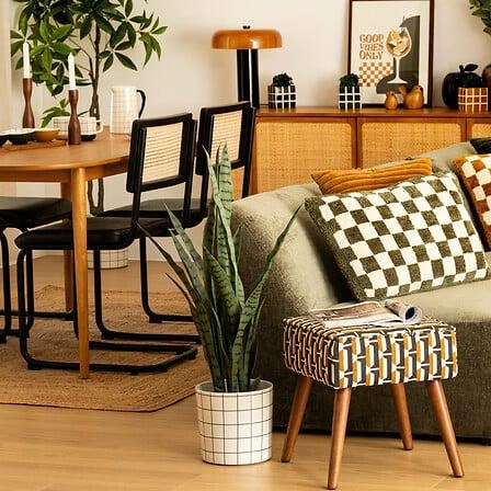 Podnóżek tapicerowany Chiara Atmosphera brązowy w stylu retro do salonu lub przedpokoju 40 cm