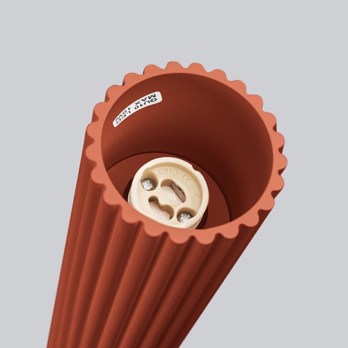 Plafon sufitowy KARBON 60 ochra czerwona do salonu minimalistyczny aluminiowy SOLLUX