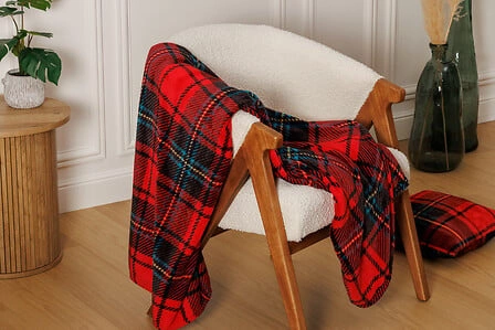 Narzuta na łóżko Brody czerwona krata klasyczna, dekoracyjna, przyjemna w dotyku 130x170 cm Atmosphera