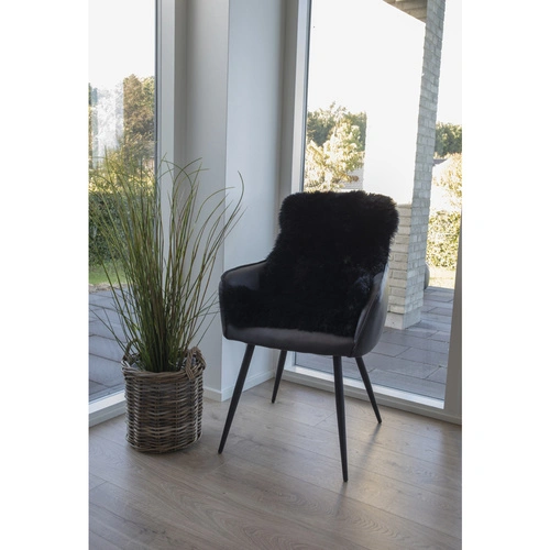 Futerko jagnięce czarne House Nordic poduszka dekoracyjna na krzesło do salonu 50x85